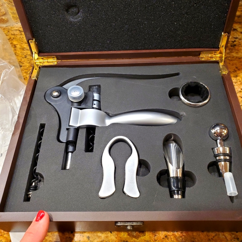 🍷Stainless steel Corkscrew Connoseuir